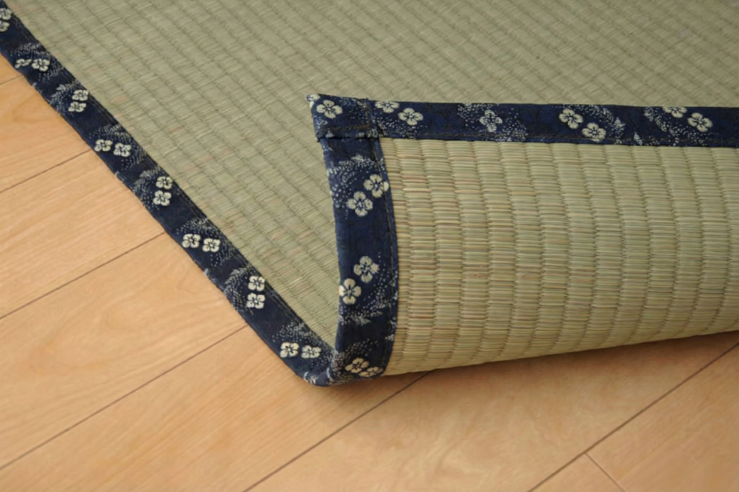 Baika tatami mat showing igusa rush grass texture